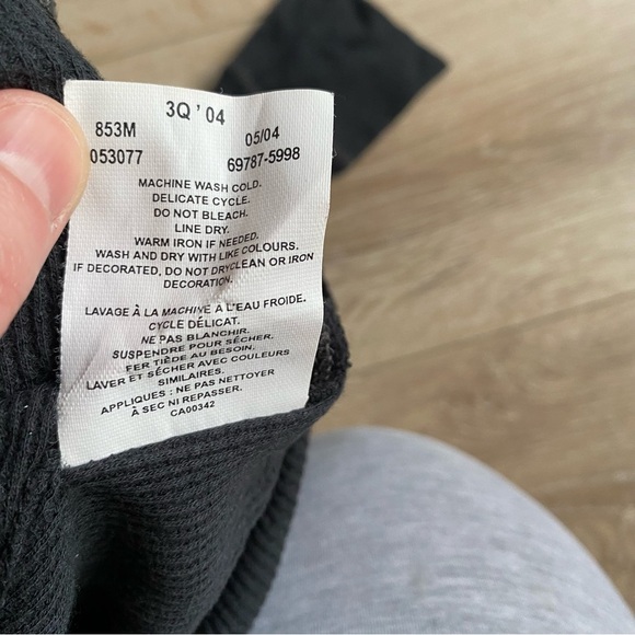 Vintage Levi’s long sleeve shirt waffle knit Y2K style fitted long sleeve - Picture 6 of 6